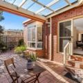 4A Elimatta Road, CARNEGIE, VIC 3163 Australia