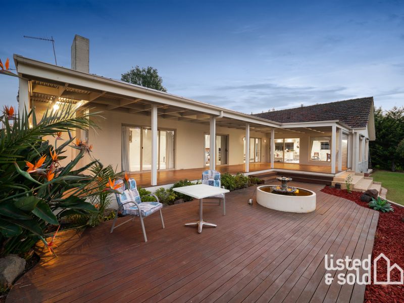 18 Dee Wy Road, NARRE WARREN SOUTH, VIC 3805 Australia