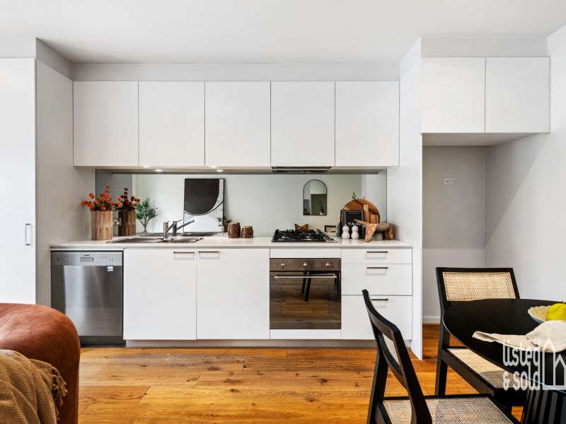 14 Retreat Drive, ASCOT VALE, VIC 3032 Australia