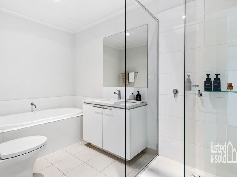 14 Retreat Drive, ASCOT VALE, VIC 3032 Australia